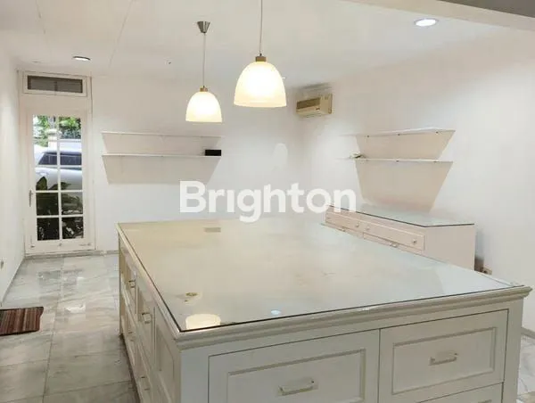 image RUMAH MEWAH PAVILION & KOLAM RENANG DI MENTENG DALAM JAKARTA SELATAN (5)