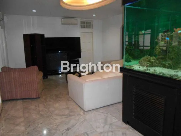 image RUMAH MEWAH PAVILION & KOLAM RENANG DI MENTENG DALAM JAKARTA SELATAN (8)