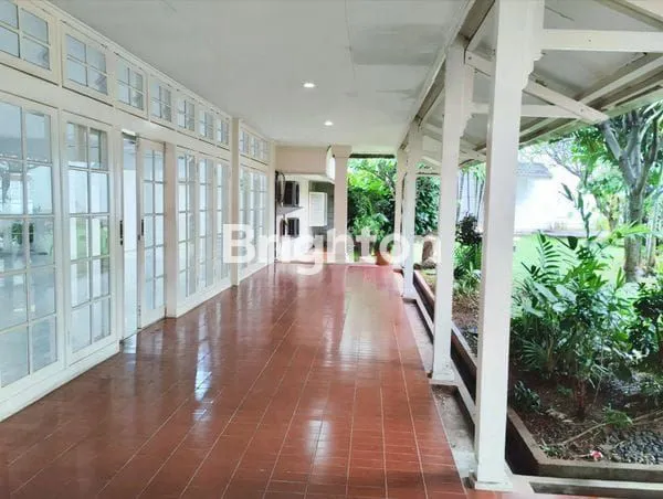 image RUMAH MEWAH PAVILION & KOLAM RENANG DI MENTENG DALAM JAKARTA SELATAN (3)