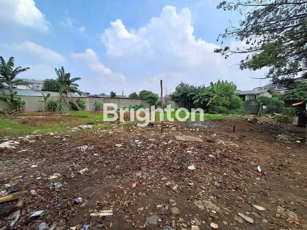 LAHAN USAHA DI CIRACAS JAKARTA TIMUR AKSES DEKAT TOL DAN TERMINAL