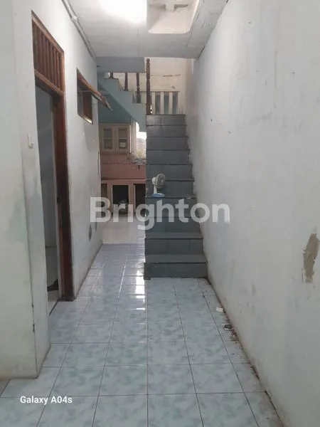 image RUMAH SIAP HUNI ADA KIOS NYA DI DAERAH JAKARTA (3)