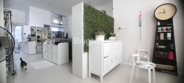 image RUMAH MEWAH FULL FURNISHED 4KT DI VILLA TAMARA, SIAP HUNI (3)