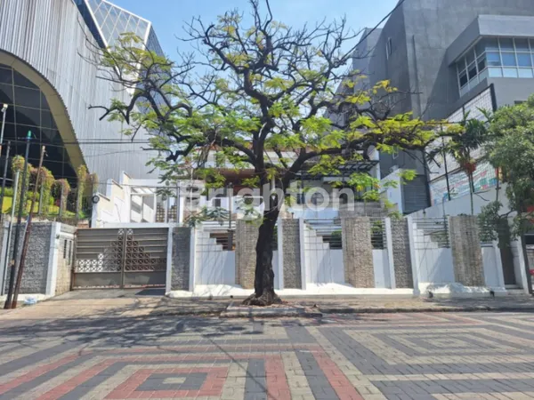 Gambar Property RUMAH MEWAH CEMPAKA, STRATEGIS DAN SIAP HUNI DEKAT TUNJUNGAN PLAZA SURABAYA