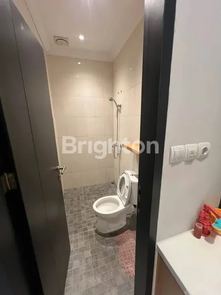 image RUMAH FULL FURNISHED 1M AN SIAP HUNI DI SUKOLILO, DEKAT DENGAN ITS (6)