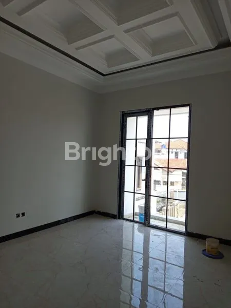 image RUMAH MINI CLUSTER CLASSIC MODERN (4)