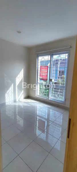 image HUNIAN EKSKLUSIF DI CLUSTER MARTINEZ – INVESTASI TEPAT UNTUK KELUARGA (8)