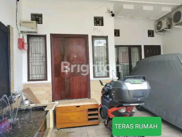 image RUMAH 3 LANTAI LOKASI SRTATEGIS  (6)