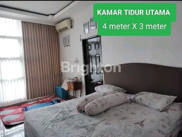 image RUMAH 3 LANTAI LOKASI SRTATEGIS  (8)