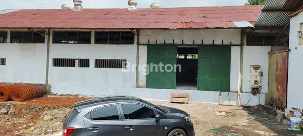 image GUDANG PINGGIR JALAN RAYA. BEBAS BANJIR. STRATEGIS. JL. PROF HAMKA. NGALIYAN (3)