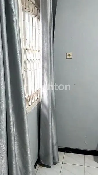 image RUMAH DI SEKTOR 1 SOLO BARU (7)