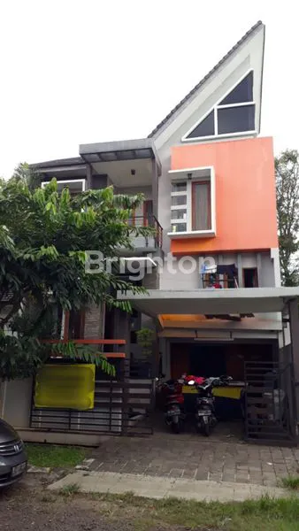 image RUMAH 2 LANTAI DI KEMANG PRATAMA BEKASI (1)