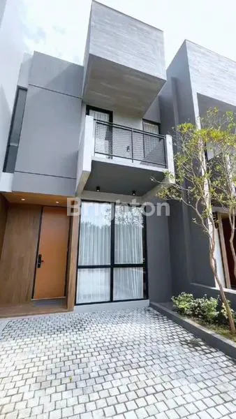 Gambar Property RUMAH MODERN INDUSTRIAL 5X15