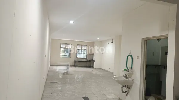 image  RUKO 3 LANTAI    5,5 X 20   SHM – LOKASI PREMIUM   TANJUNG DUREN (5)