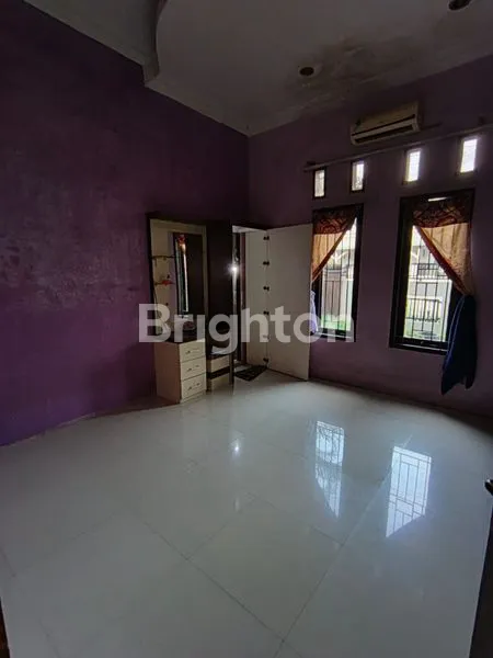 image DIJUAL RUMAH DENGAN HALAMAN DEPAN LUAS HARGA PASTI MURAH \\UD83E\\UDD29 (4)