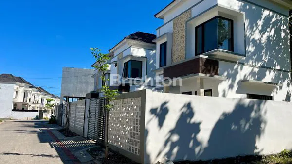 image RUMAH 2 LANTAI CLUSTER PREMIUM NUSA DUA - 3KT SIAP HUNI (2)