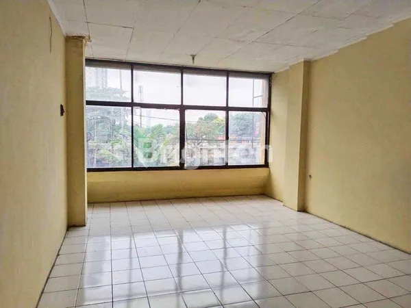 image DIJUAL RUKO 3 LANTAI PINGGIR JALAN WOLTER MONGINSIDI (8)