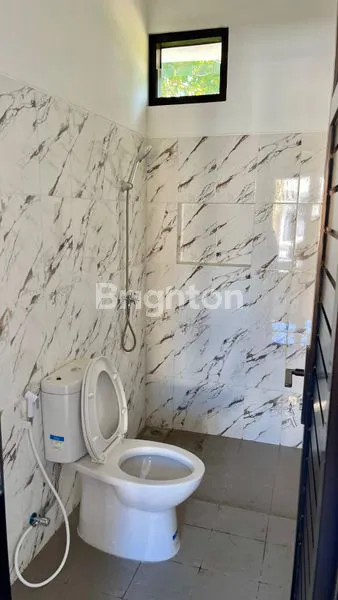 image \\UD83C\\UDFE1 DIJUAL – RUMAH STRATEGIS DI PERDANA MUMBUL CLUSTER, JL. MUMBUL RAYAHUNIAN NYAMAN DI LINGKUNGAN AMAN & TENANG, COCOK UNTUK KELUARGA MAUPUN INVESTASI. (7)