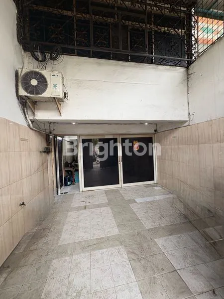 image RUKO STRATEGIS 3 LANTAI COCOK BUAT USAHA SPAREPART MOTOR DI FAJAR ALADIN RAYA TELUK GONG (2)