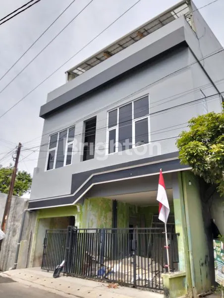 RUMAH KOS 3 LANTAI 12 KAMAR DI RING #1 UNDIP