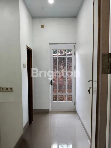 image RUMAH KOS 3 LANTAI 12 KAMAR DI RING #1 UNDIP (6)