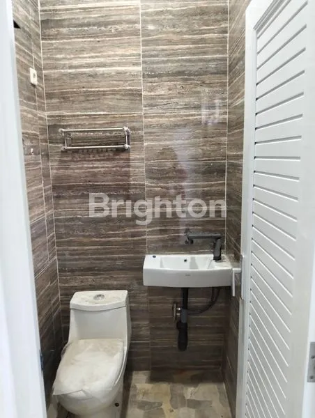 image RUMAH KOS 3 LANTAI 12 KAMAR DI RING #1 UNDIP (2)