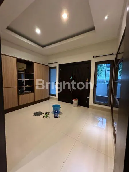 image  DIJUAL CEPAT RUMAH 2 LANTAI DI PANTAI INDAH KAPUK 1 – LOKASI PREMIUM, SIAP HUNI (8)