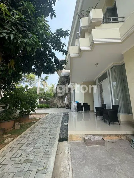 image MURAH RUMAH MEWAH 2 LANTAI HOOK ALAMI DI CAMAR PIK (2)