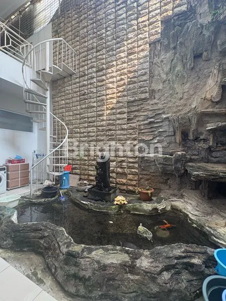 image MURAH RUMAH MEWAH 2 LANTAI HOOK ALAMI DI CAMAR PIK (6)