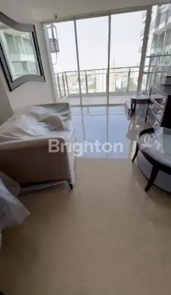 APARTEMENT MEWAH DI SPRINGHILL ROYALE SUITES KEMAYORAN. TYPE ULTIMATE SUITES, 2 LANTAI, FULL FURNISHED, VIEW PADANG GOLF, LAUT ANCOL DAN PERKOTAAN, SIAP HUNI