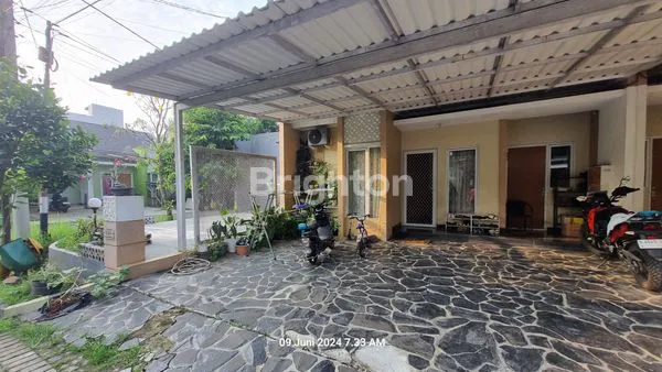 image RUMAH HOOK MODERN DI SAWANGAN DEPOK HARGA NJOP  (2)