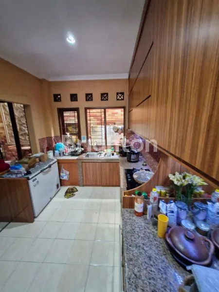 image RUMAH HOEK DI NUSALOKA (6)