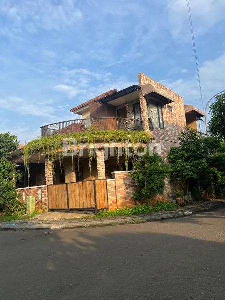 image RUMAH HOEK DI NUSALOKA (1)