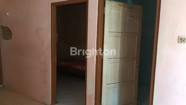 image RUMAH DI PERUMNAS WONOREJO (8)