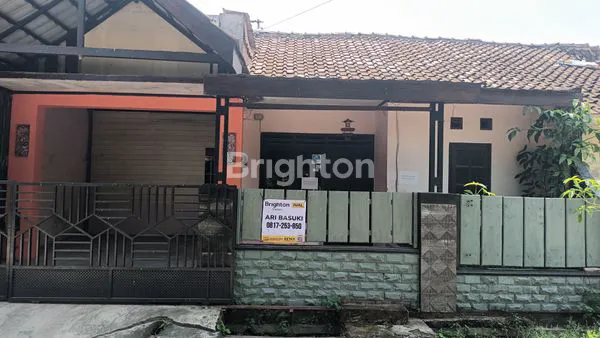 image RUMAH DI PERUMNAS WONOREJO (1)