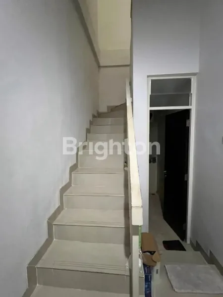 image RUMAH DARMO INDAH MINIMALIS 2 LANTAI, SIAP HUNI (4)