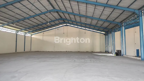 image GUDANG DI MAYJEND SUNGKONO PRAMBANGAN GRESIK KEBOMAS  (3)