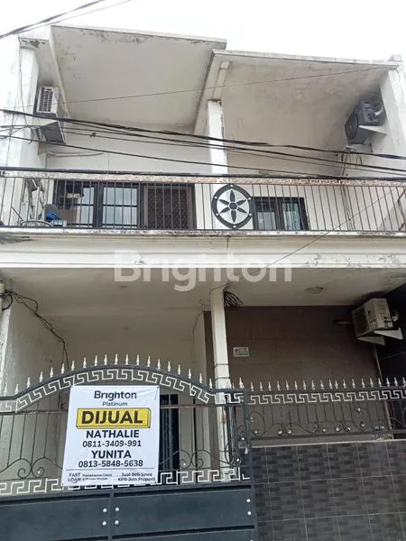 image RUMAH 2 LANTAI TENGAH KOTA (1)