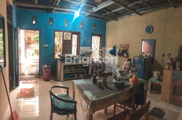 image DIJUAL RUMAH MEWAH 2 LANTAI (5)