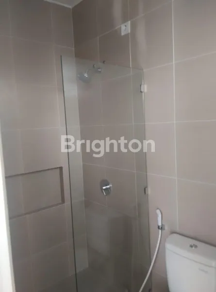 image SIAP HUNI!! RUMAH NORTHWEST PARK TIPE CAMBRIA (6)