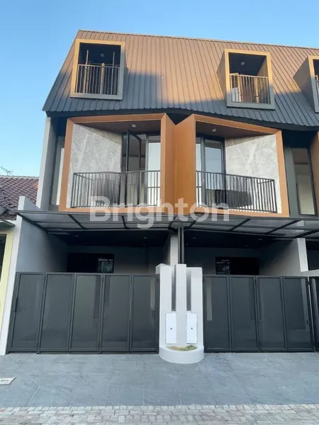 image FREE SUBSIDI DP DAN BIAYA-BIAYA, ONLY 1,5 M-AN RUMAH SURABAYA TIMUR DI PURIMAS REGENCY, ONE GATE SYSTEM, AKSES NOLL JALAN RAYA MERR, MODERN EKSKLUSIF, DEKAT KAMPUS UPN, DEKAT AKSES TOL (1)