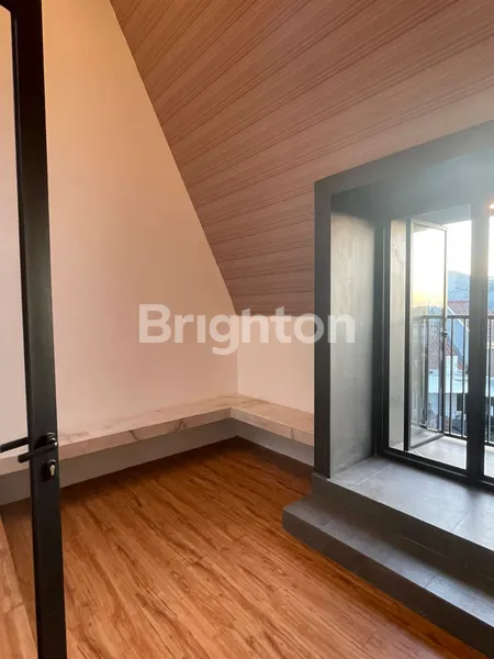 image FREE SUBSIDI DP DAN BIAYA-BIAYA, ONLY 1,5 M-AN RUMAH SURABAYA TIMUR DI PURIMAS REGENCY, ONE GATE SYSTEM, AKSES NOLL JALAN RAYA MERR, MODERN EKSKLUSIF, DEKAT KAMPUS UPN, DEKAT AKSES TOL (4)