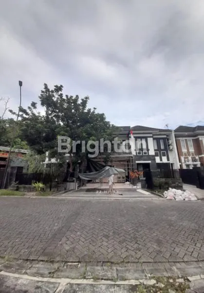 image RUMAH MEWAH NYAMAN (1)