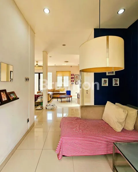 image DIJUAL RUMAH HOEK DI BSD CITY (3)