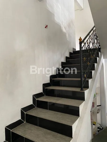 image RUMAH 3 LANTAI SEMI-FURNISHED DEKAT CBD TB SIMATUPANG, PASAR MINGGU (6)