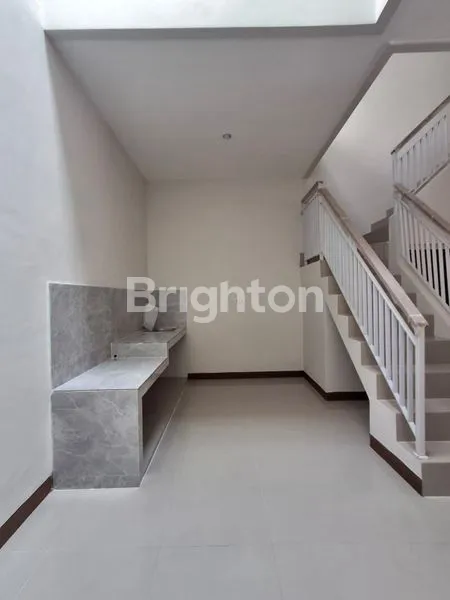 image RUMAH BARU 2 LANTAI SIAP HUNI - ONE GATE SYSTEM BABATAN PILANG (7)