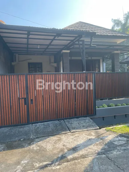 image RUMAH HOOK DENGAN KOLAM RENANG MINI – VILLA PAMULANG (1)