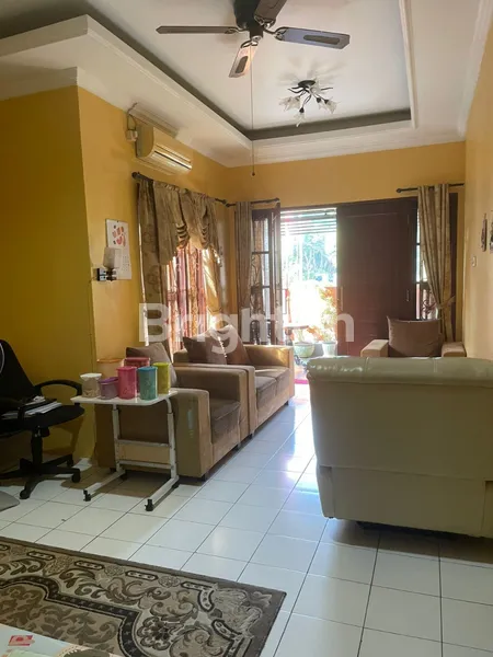 image RUMAH HOOK DENGAN KOLAM RENANG MINI – VILLA PAMULANG (4)