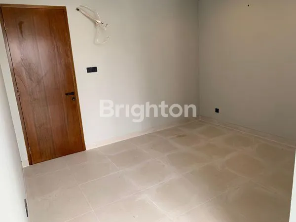 image HUNIAN BRAND NEW DI MUARA KARANG, 3 LANTAI, SHM, HARGA TERJANGKAU (6)