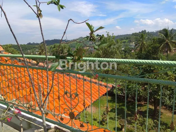 image DIJUAL RUMAH DUA LANTAI (7)