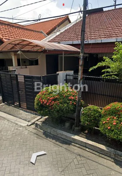 image RUMAH SIAP HUNI DI DAERAH SURABAYA SELATAN . DEKAT UBAYA, UNTAG , DEKAT JALAN PANJANGJIWO, NGINDEN , KEDUNGBARUK , RUNGKUT, KENDANGSARI (1)